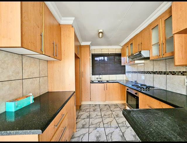 3 bed property to rent in NORKEM PARK